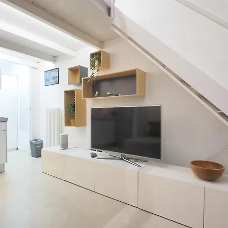 Primopiano - San Gottardo Apartment *